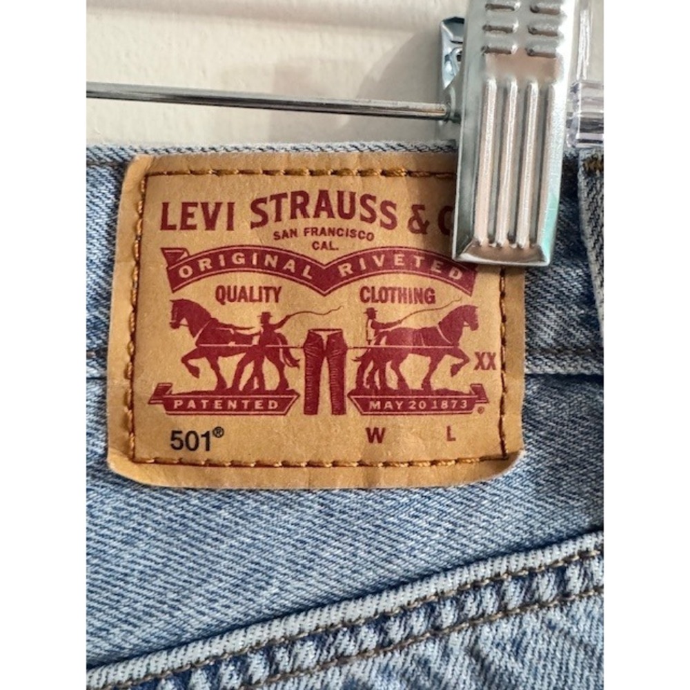 Levi's Light Blue Distressed Denim Jean Shorts 27 - Picture 7 of 10